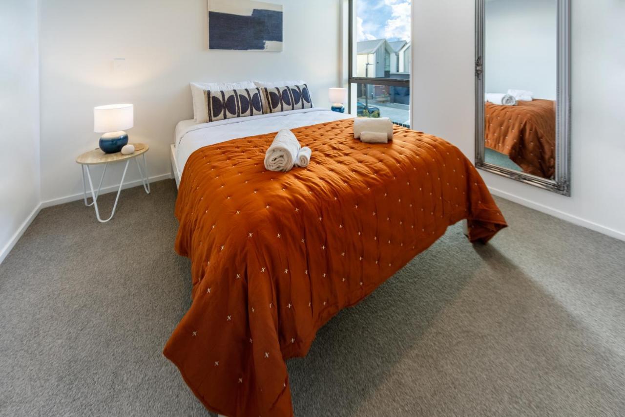 City Lights Retreat With Carpark 2 Bed 2 Bath Christchurch Extérieur photo